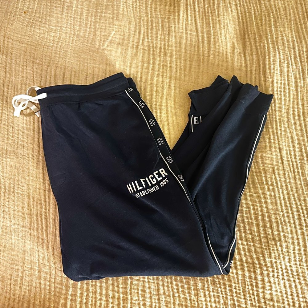 NWT Men's Tommy Hilfiger Joggers Size XL